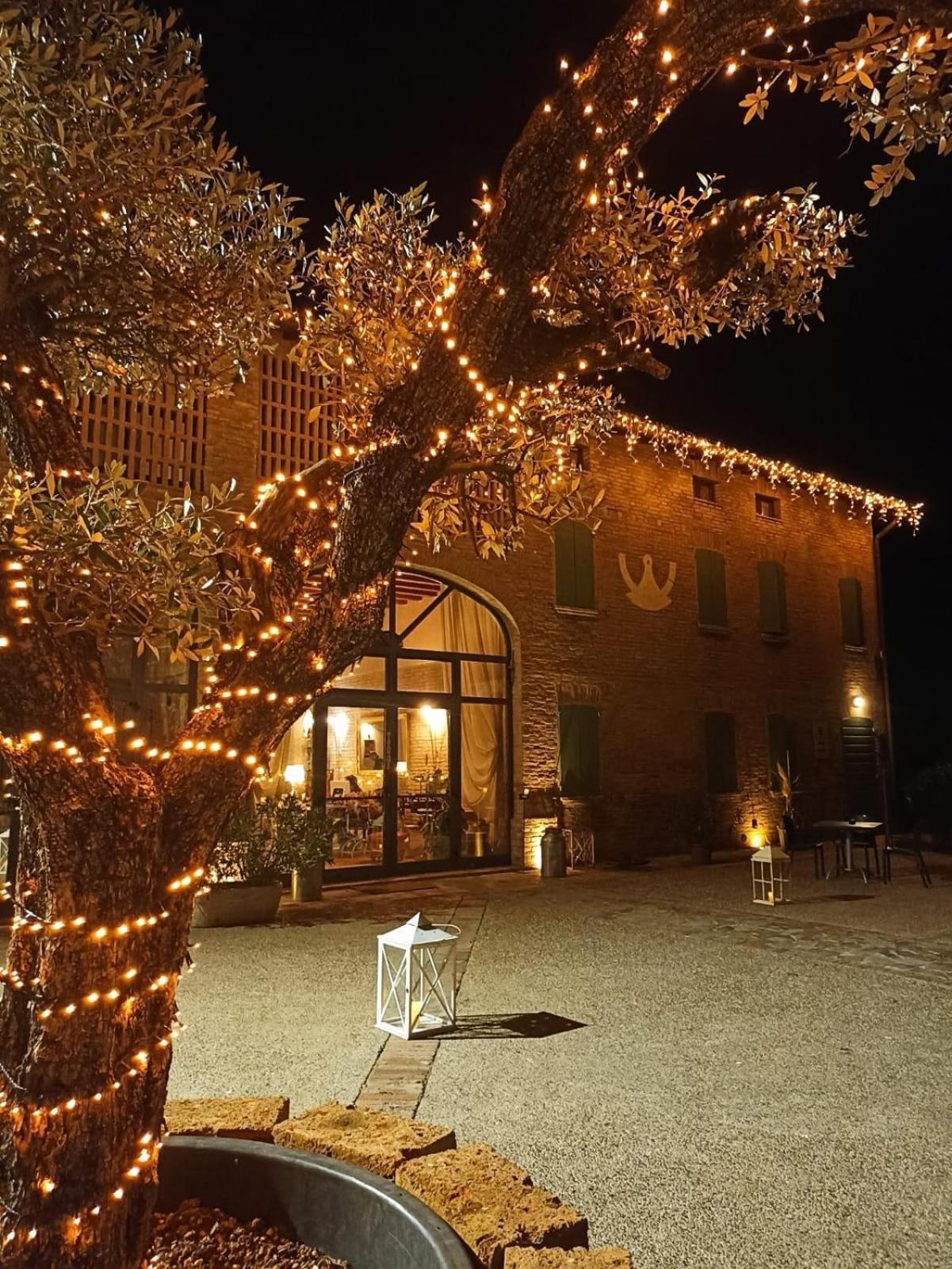 Locanda Corte Ruspecchio Bed and Breakfast Quattro Castella Buitenkant foto